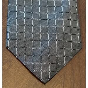 Express Design Studio 100% Silk Men’s Neck Tie Made In USA